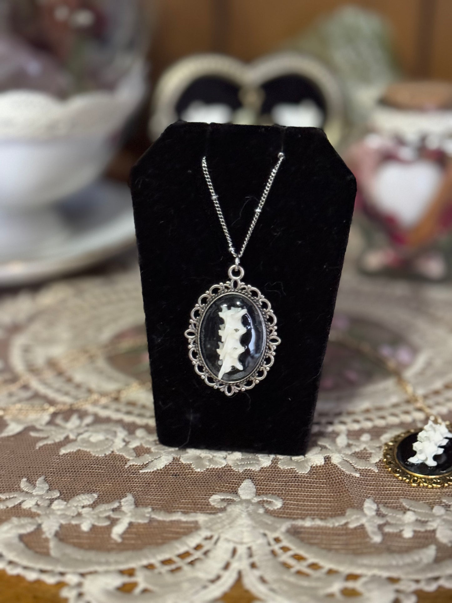 Snake Spine Necklace in Silver